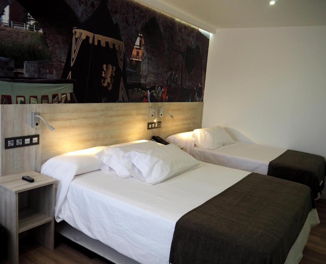 Hostal Don Suero De Quinones Hospital de Orbigo Luaran gambar