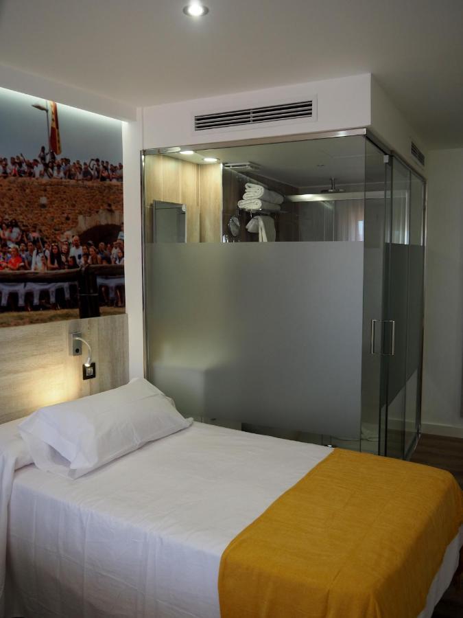 Hostal Don Suero De Quinones Hospital de Orbigo Luaran gambar
