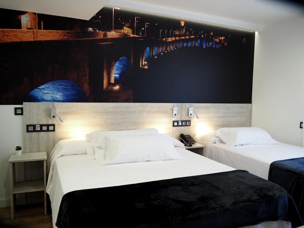 Hostal Don Suero De Quinones Hospital de Orbigo Luaran gambar